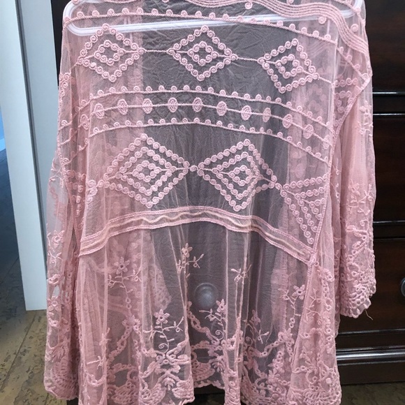 Papillon Lace cover up. Like new, excellent condition. Size Large - Picture 2 of 2